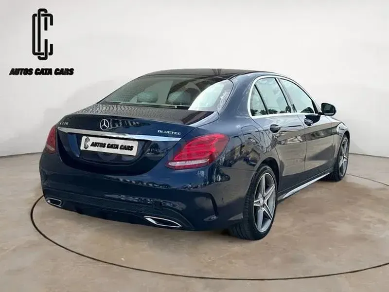 Usado Mercedes C220 AMG line 170 CV (125 kW) 2016 Azul Berlina