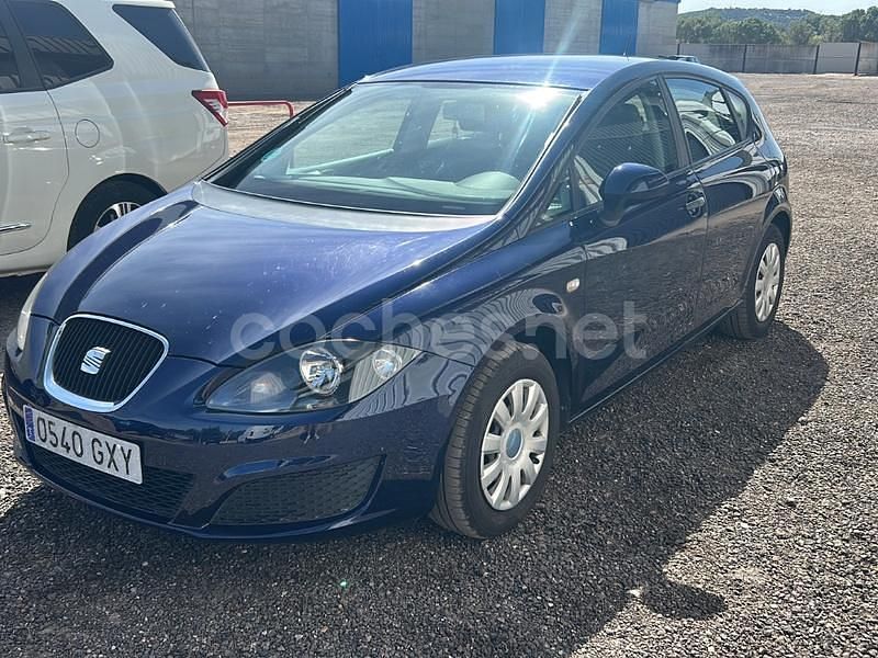 Azul Usado 2010 Seat Leon Berlina | 5500 € (Precio justo) - Imagen 1/4