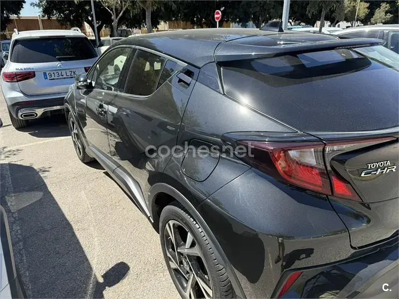 Usado Toyota C-HR Advance 122 CV (89 kW) 2023 Negro SUV