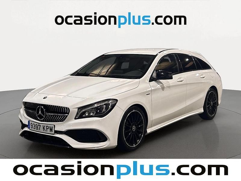 Usado Mercedes CLA200 AMG 136 CV (100 kW) 2018 Blanco Monovolumen