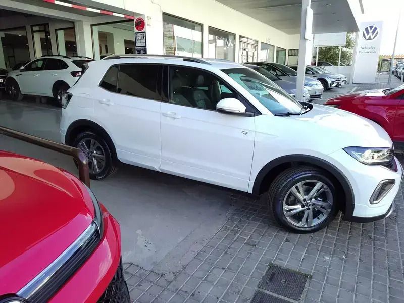 Usado VW T-Cross R-line 115 CV (84 kW) 2024 SUV