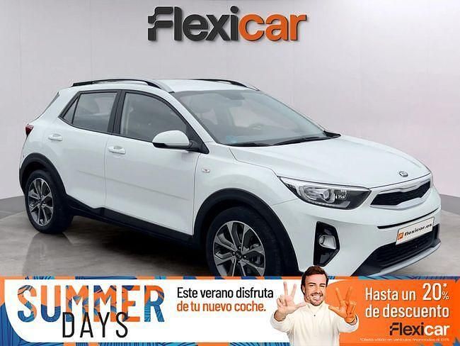 Usado Kia Stonic 100 CV (73 kW) 2019 Blanco SUV