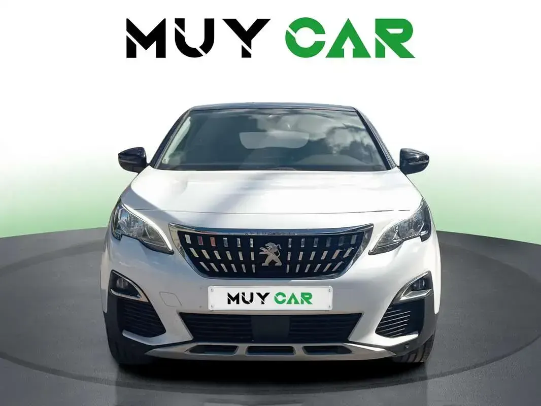 Usado Peugeot 3008 Allure 131 CV (96 kW) 2018 Blanco SUV