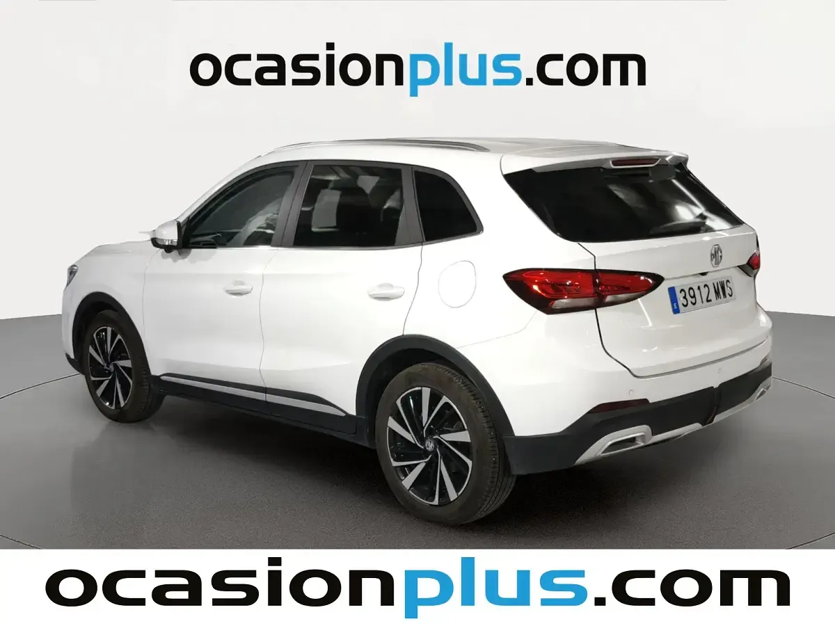 Usado MG ZS Luxury 197 CV (144 kW) 2024 Blanco SUV