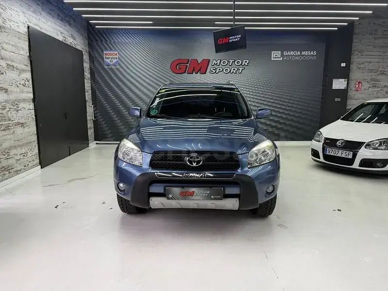 Usado Toyota RAV4 Sol 150 CV (110 kW) 2006 Azul SUV