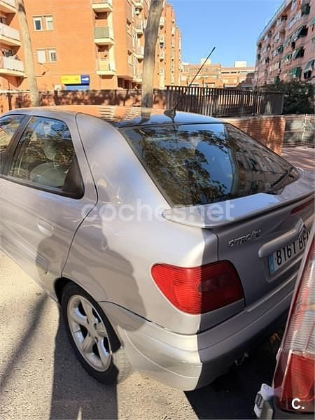 Usado Citroën Xsara Exclusive 110 CV (80 kW) 2001 Gris / plata Berlina