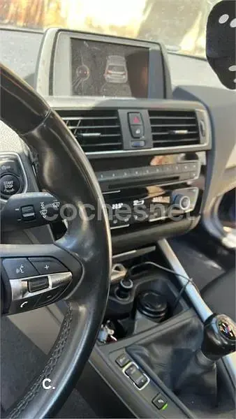 Usado BMW 118 143 CV (105 kW) 2016 Azul Utilitario