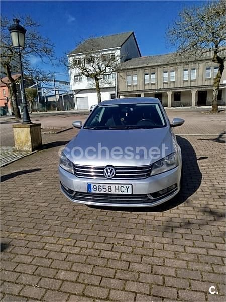 Usado VW Passat Advance 140 CV (102 kW) 2011 Gris / plata Familiar