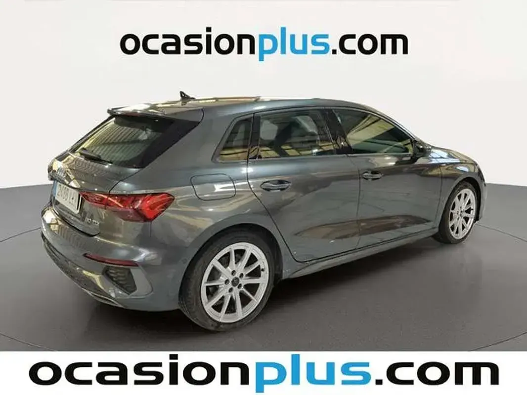 Usado Audi A3 Sportback S-Line 116 CV (85 kW) 2020 Gris Utilitario