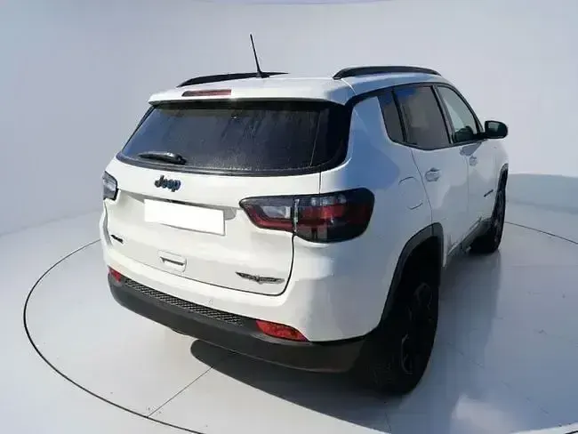 Usado Jeep Compass Trailhawk 241 CV (177 kW) 2022 Blanco SUV