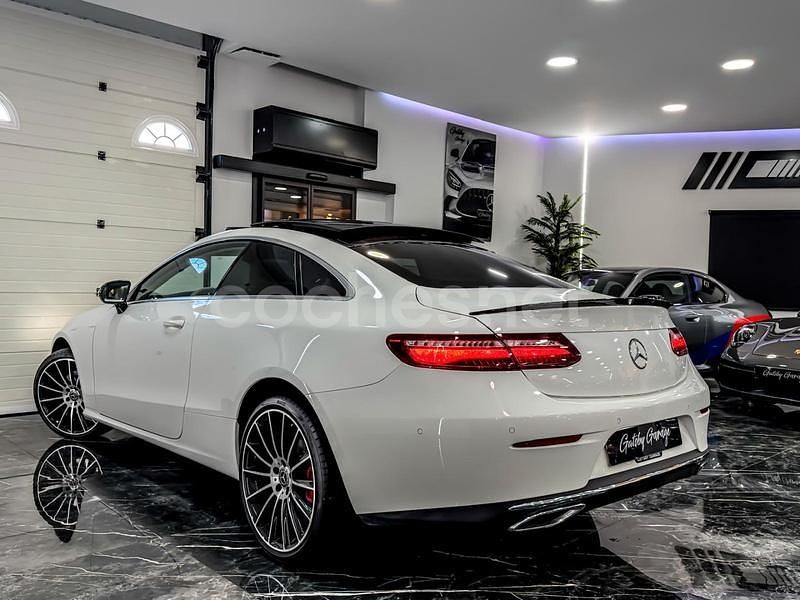 Usado Mercedes E220 194 CV (142 kW) 2018 Blanco Coupe