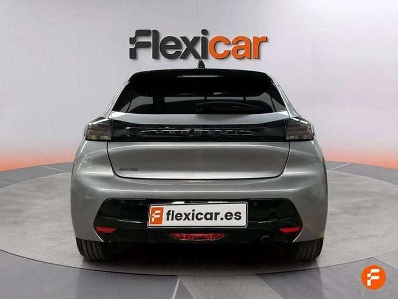 Usado Peugeot 208 Allure 101 CV (74 kW) 2025 Gris Utilitario