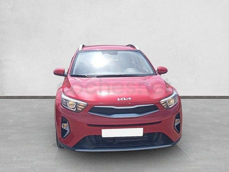 Nuevo Kia Stonic 79 CV (58 kW) 2025 Burdeos SUV