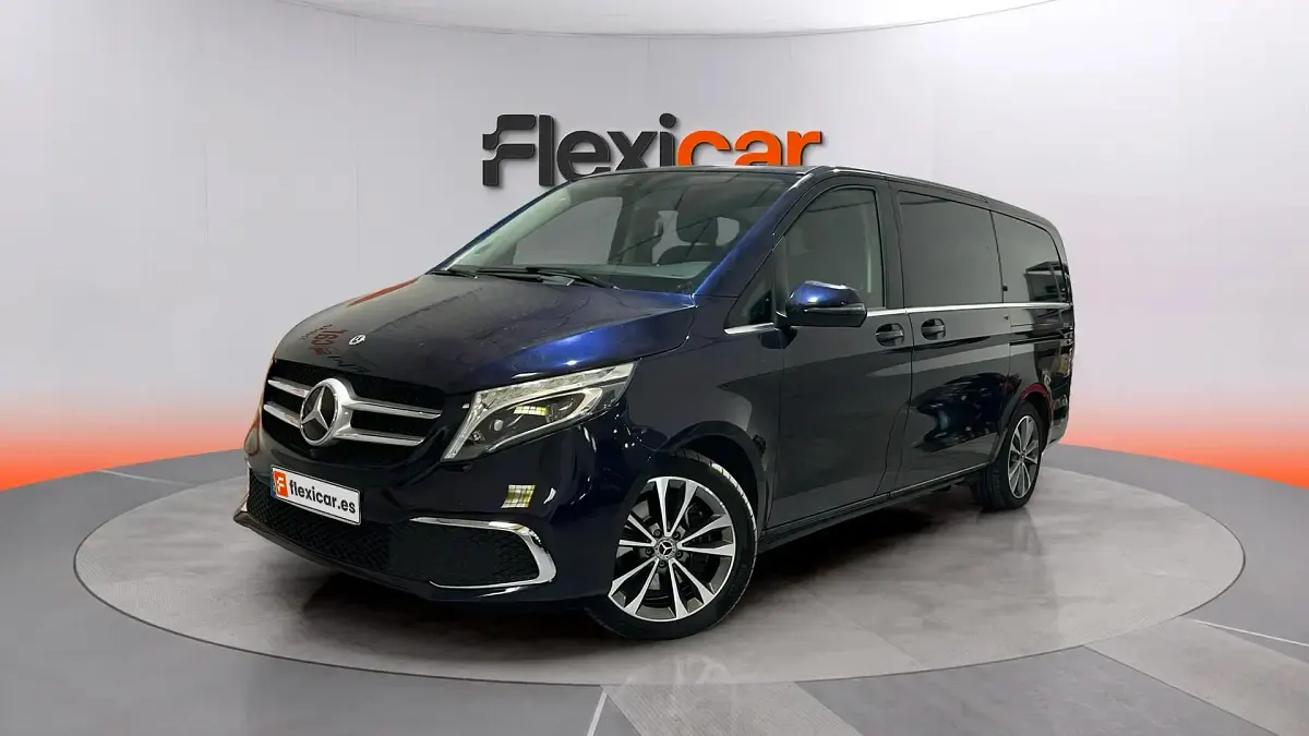 Usado Mercedes V300 Avantgarde 239 CV (175 kW) 2021 Azul Monovolumen