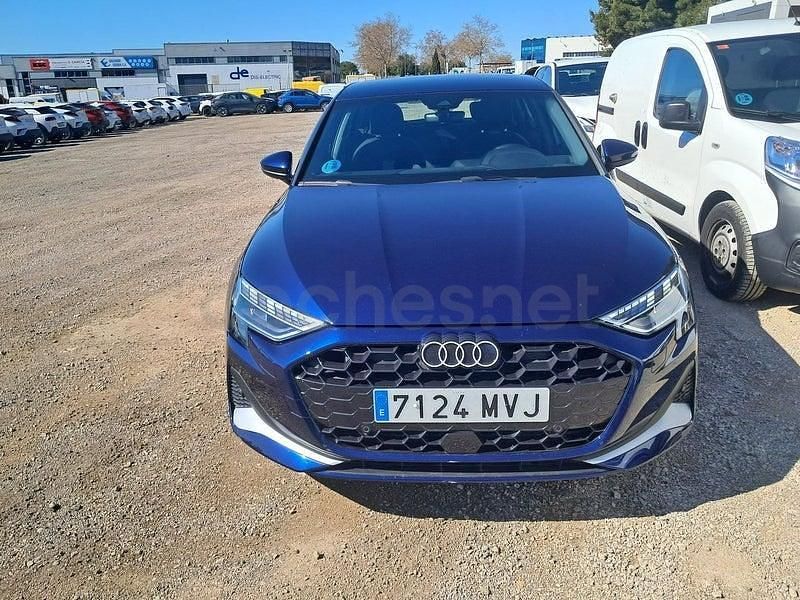 Usado Audi A3 Advanced Plus 110 CV (80 kW) 2024 Azul Berlina