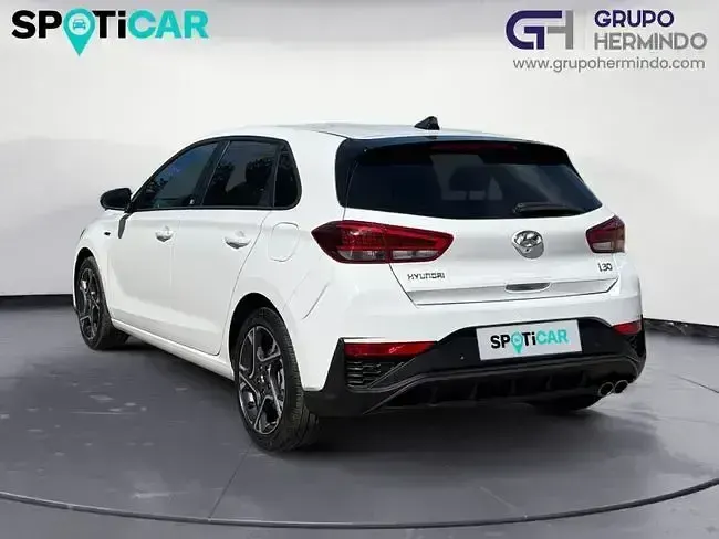 Usado Hyundai i30 N Line 120 CV (88 kW) 2022 Blanco