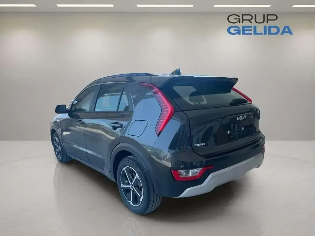 Nuevo Kia Niro 141 CV (103 kW) 2026 Gris SUV