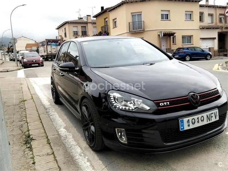 Usado VW Golf VI GTI 210 CV (154 kW) 2011 Negro Utilitario