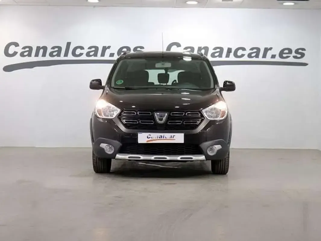 Usado Dacia Lodgy Stepway 102 CV (75 kW) 2018 Negro Monovolumen