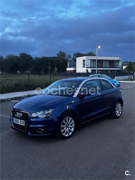 Usado Audi A1 Ambition 90 CV (66 kW) 2015 Azul Utilitario