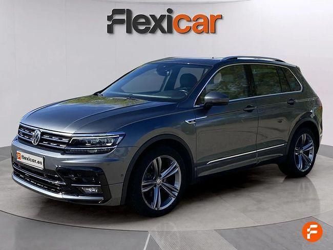 Usado VW Tiguan Sportline 150 CV (110 kW) 2019 Gris SUV