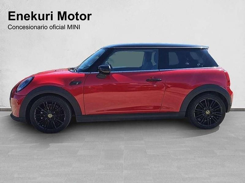 Usado Mini Cooper SE 135 kW (184 CV) 2022 Rojo Utilitario