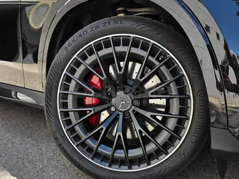 Usado Mercedes GLC43 AMG 421 CV (309 kW) 2025 Negro Coupe