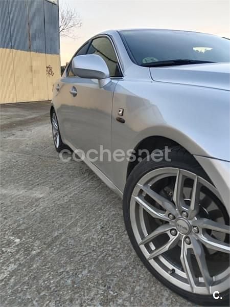 Usado Lexus IS220d Sport Line 177 CV (130 kW) 2006 Gris / plata Berlina