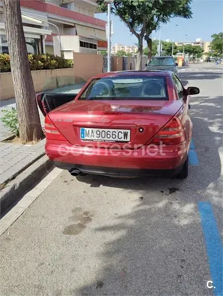 Usado Mercedes SLK200 136 CV (100 kW) 1999 Rojo Descapotable