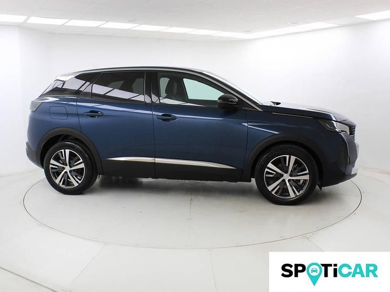 Usado Peugeot 3008 Allure 130 CV (95 kW) 2024 Azul SUV