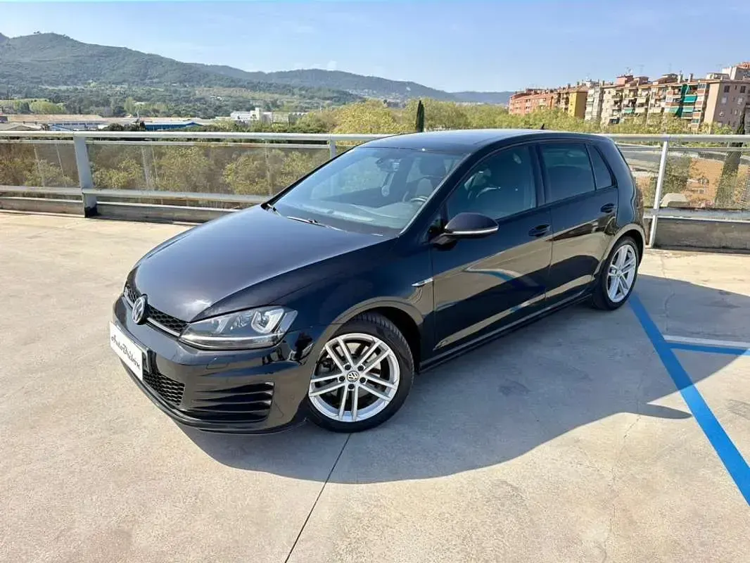 Usado VW Golf VII GTD 184 CV (135 kW) 2016 Negro Utilitario