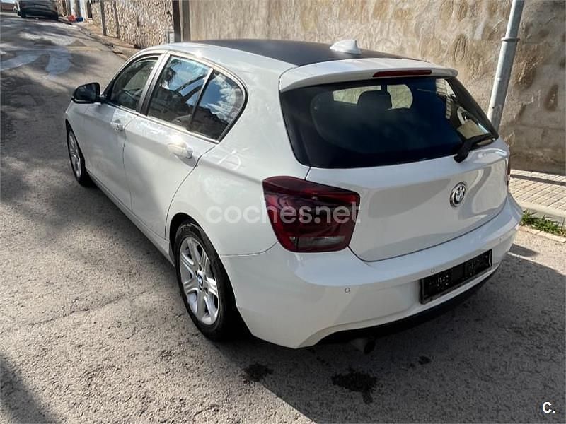 Usado BMW 114 Comfort Edition 102 CV (75 kW) 2014 Blanco Utilitario