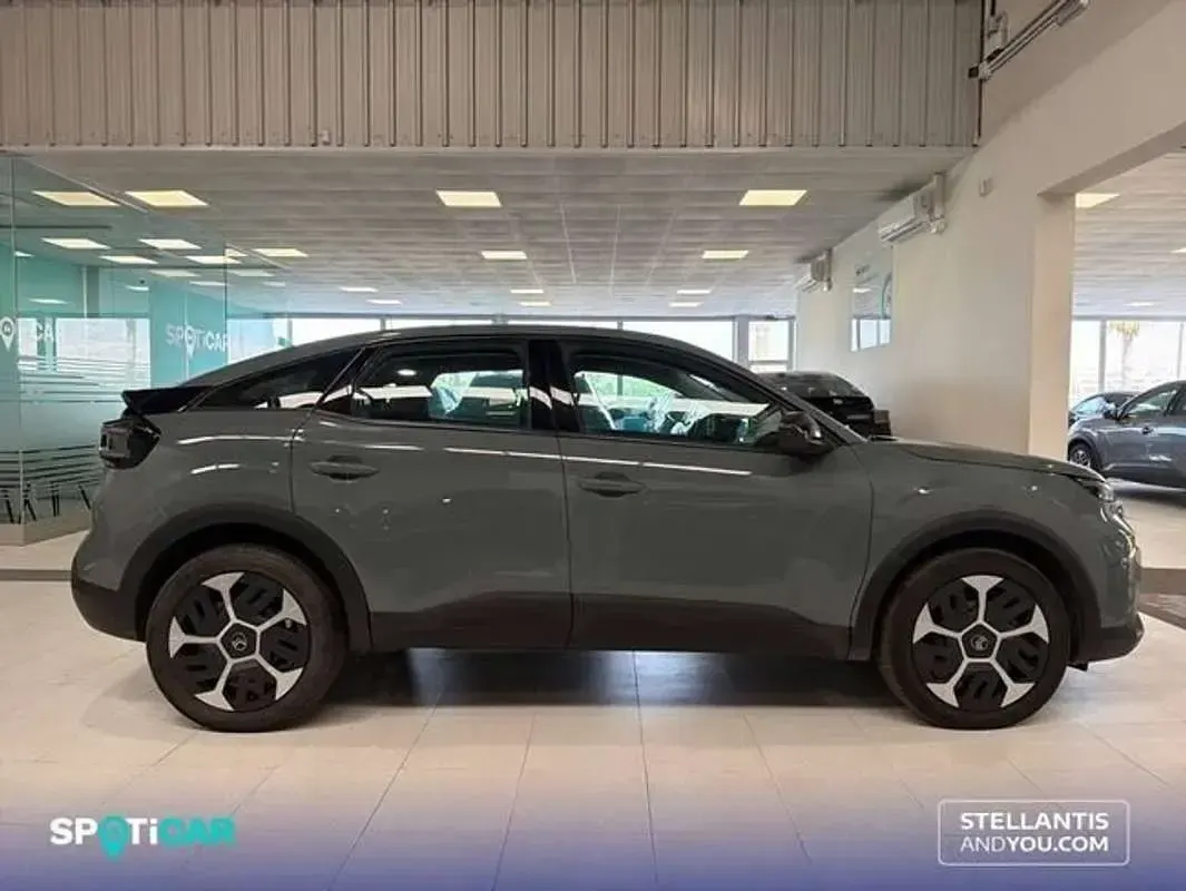 Usado Citroën C4 145 CV (106 kW) 2025 Verde SUV