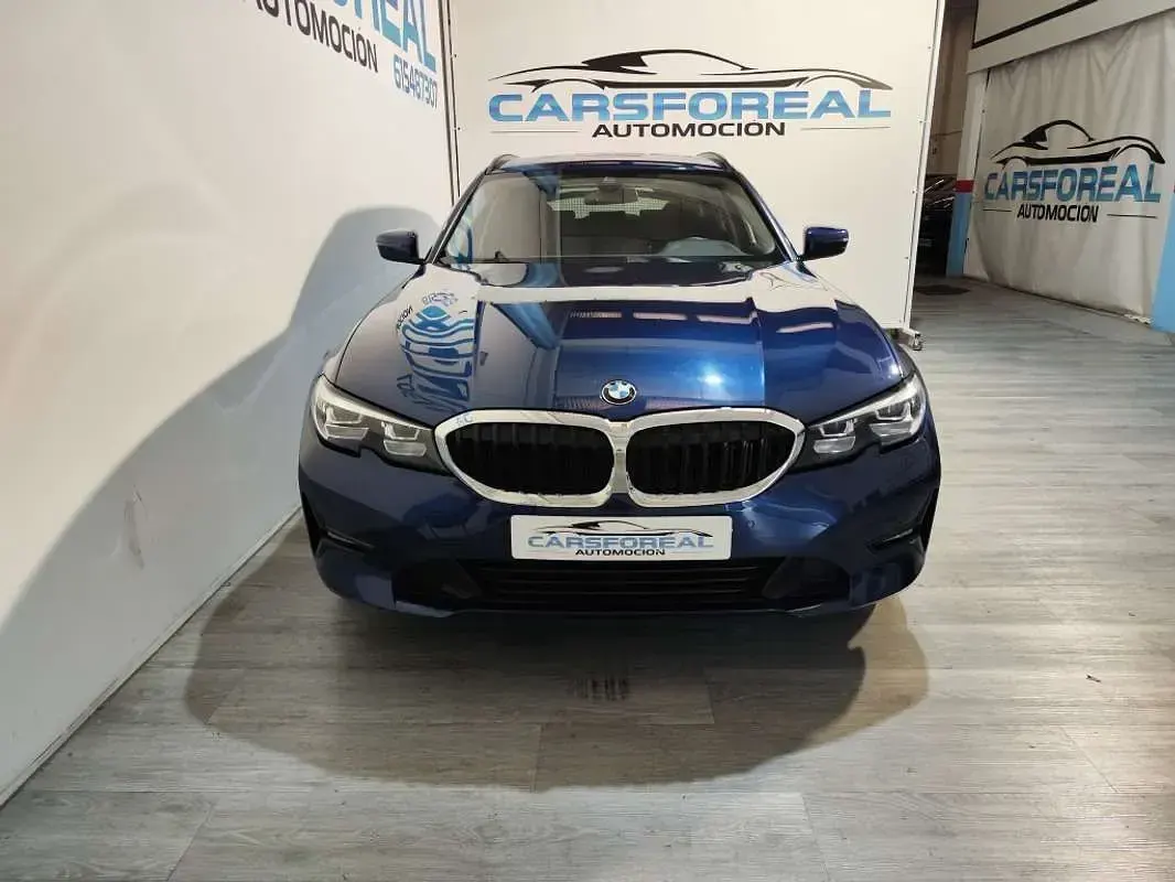 Usado BMW 320 190 CV (139 kW) 2020 Azul Familiar