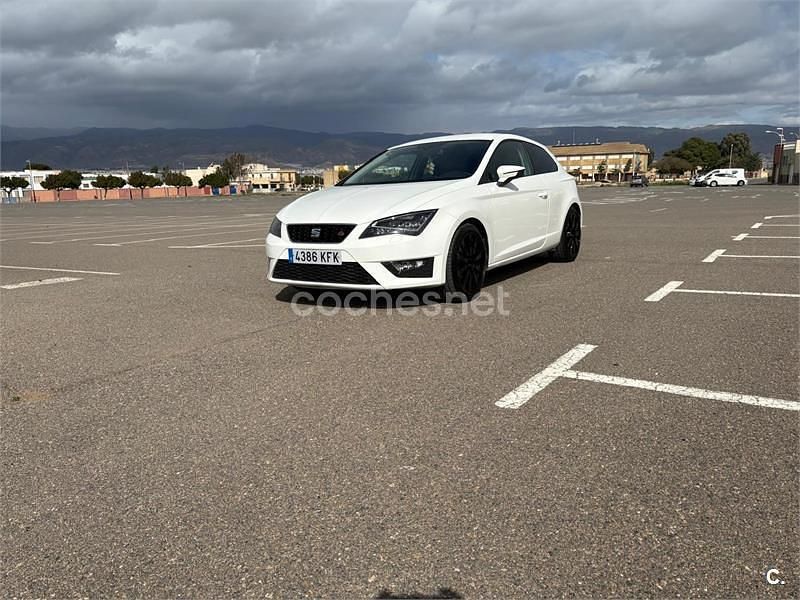 Usado Seat Leon SC FR 184 CV (135 kW) 2015 Blanco Utilitario