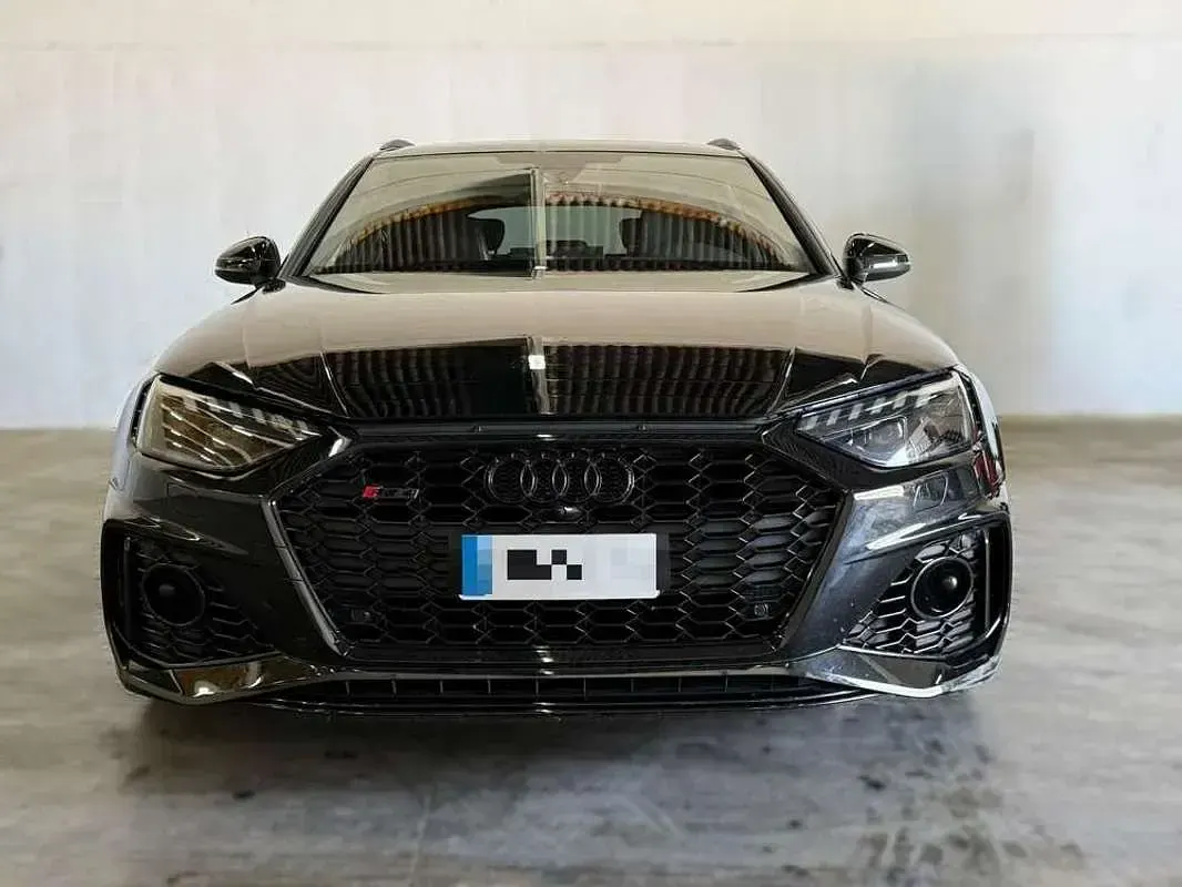 Usado Audi RS4 450 CV (330 kW) 2020 Negro Familiar