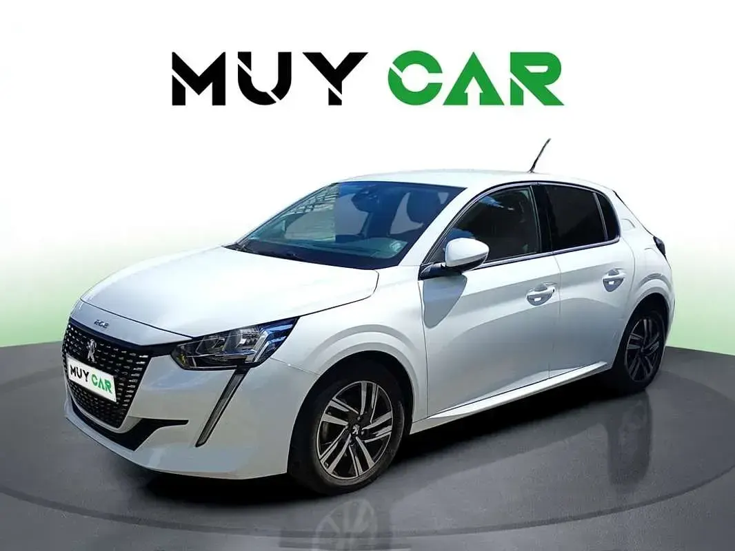 Usado Peugeot 208 Allure 102 CV (75 kW) 2020 Blanco Utilitario