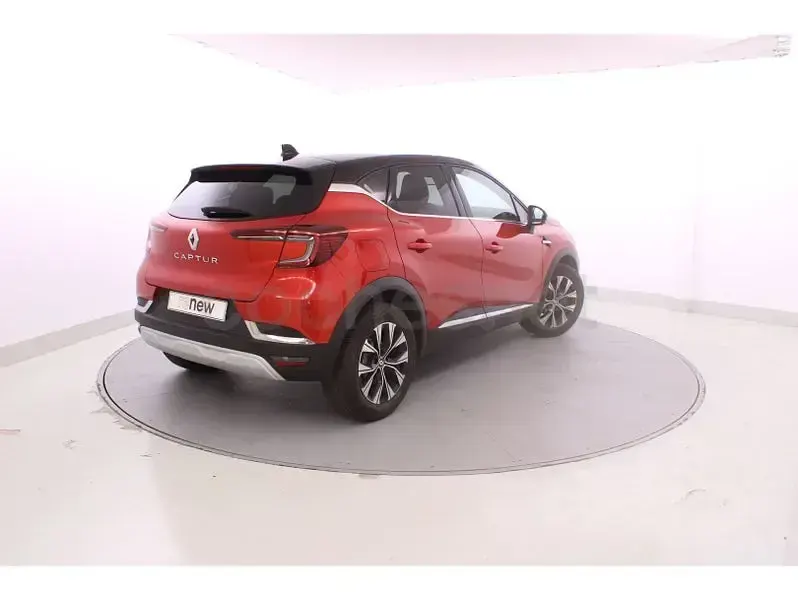 Usado Renault Captur Techno 140 CV (102 kW) 2023 Negro SUV