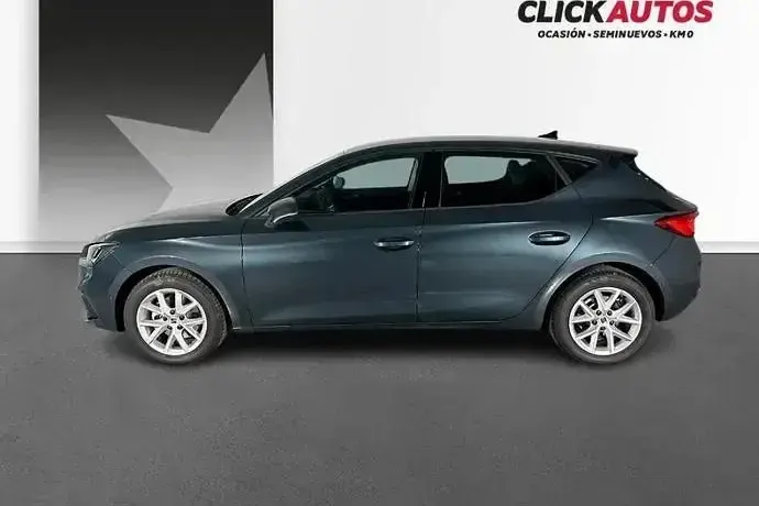 Usado Seat Leon Style 115 CV (84 kW) 2025 Blanco