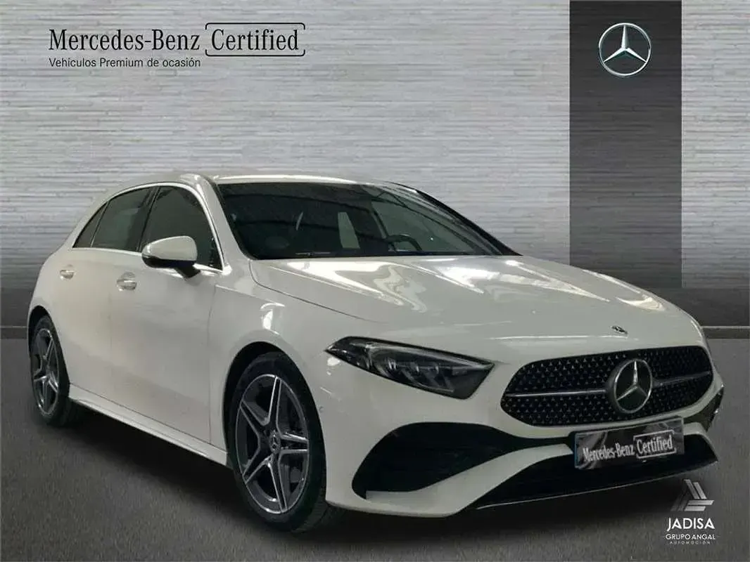 Usado Mercedes A200 150 CV (110 kW) 2024 Berlina
