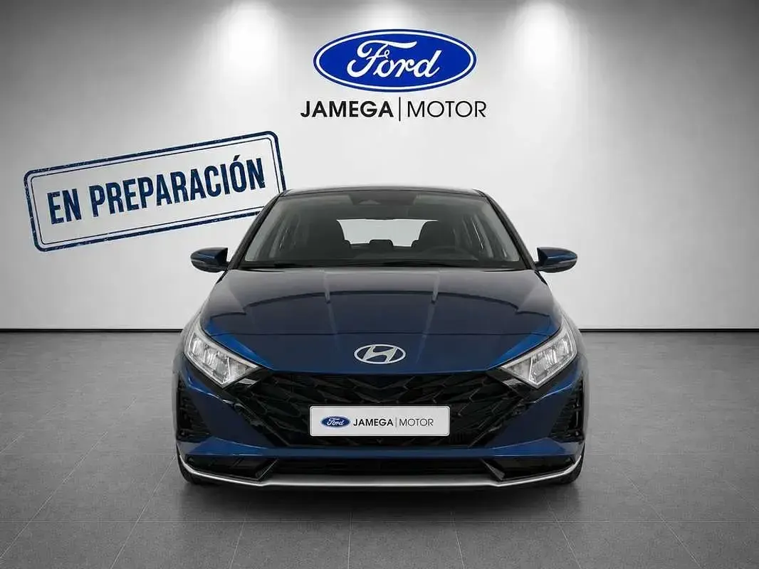 Usado Hyundai i20 99 CV (72 kW) 2025 Azul Utilitario