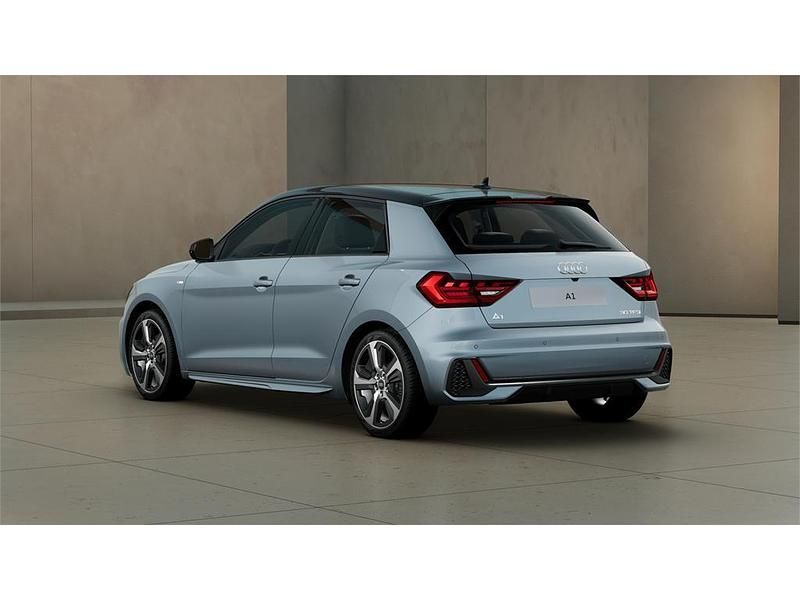 Nuevo Audi A1 Sportback Black Edition 116 CV (85 kW) 2025 Gris flecha Utilitario