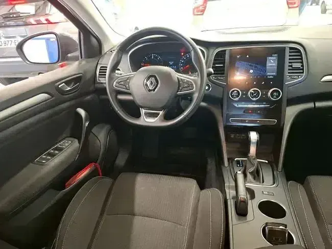 Usado Renault Mégane IV Bose Edition 116 CV (85 kW) 2022 Gris Utilitario