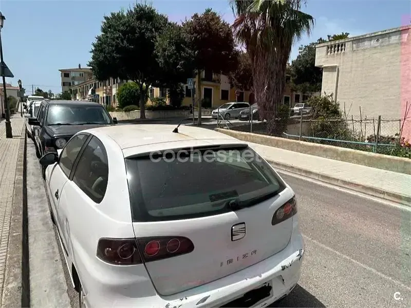 Usado Seat Ibiza Ecomotive 80 CV (58 kW) 2009 Blanco Berlina