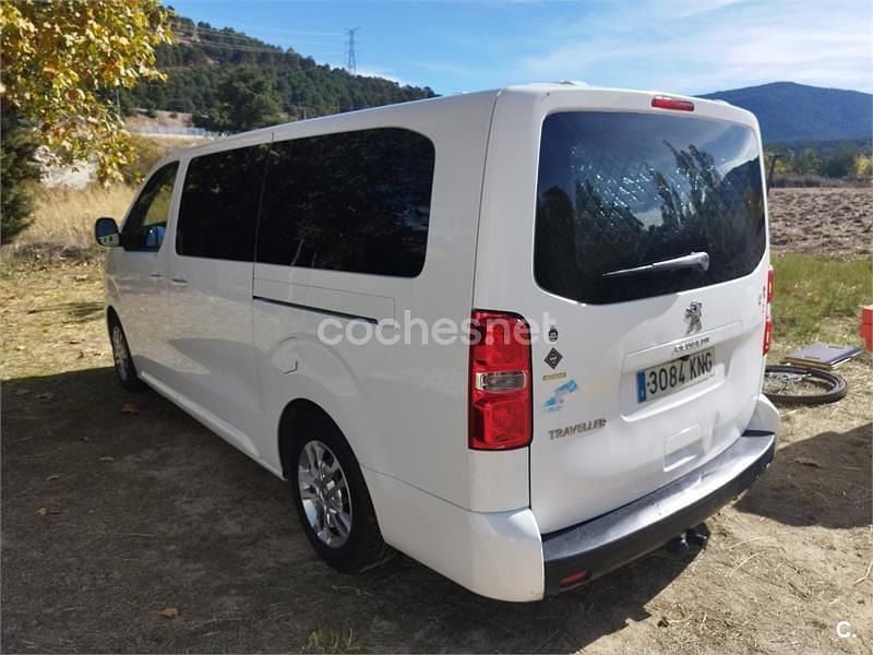 Begagnad Peugeot Traveller Allure 150 HK (110 kW) 2018 Vit Minibuss