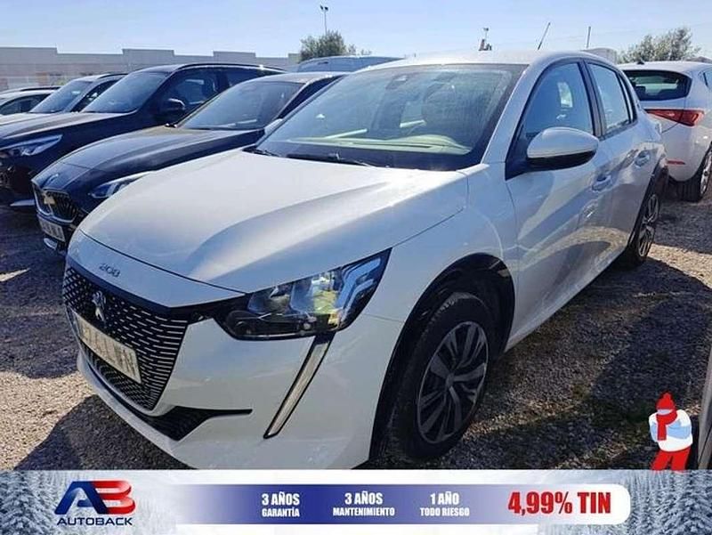Usado Peugeot e-208 Allure 100 kW (136 CV) 2021 Blanco Utilitario