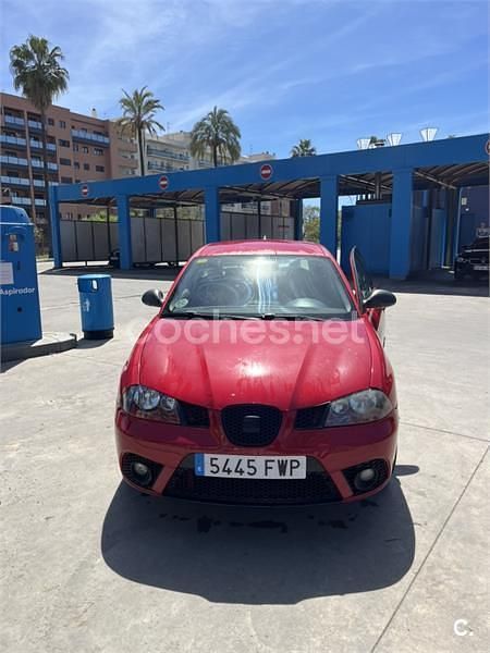 Usado Seat Ibiza FR 130 CV (95 kW) 2007 Rojo Utilitario