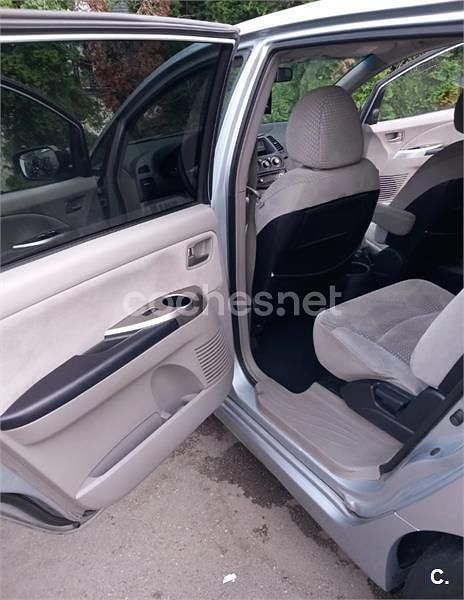 Usado Mitsubishi Grandis Intense 136 CV (100 kW) 2007 Gris / plata Monovolumen
