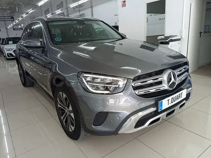Usado Mercedes GLC220 194 CV (142 kW) 2022 Gris / plata SUV