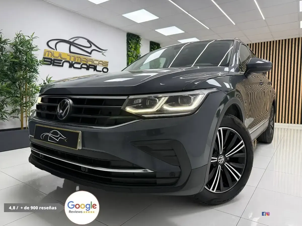 Usado VW Tiguan Life 150 CV (110 kW) 2024 Gris SUV